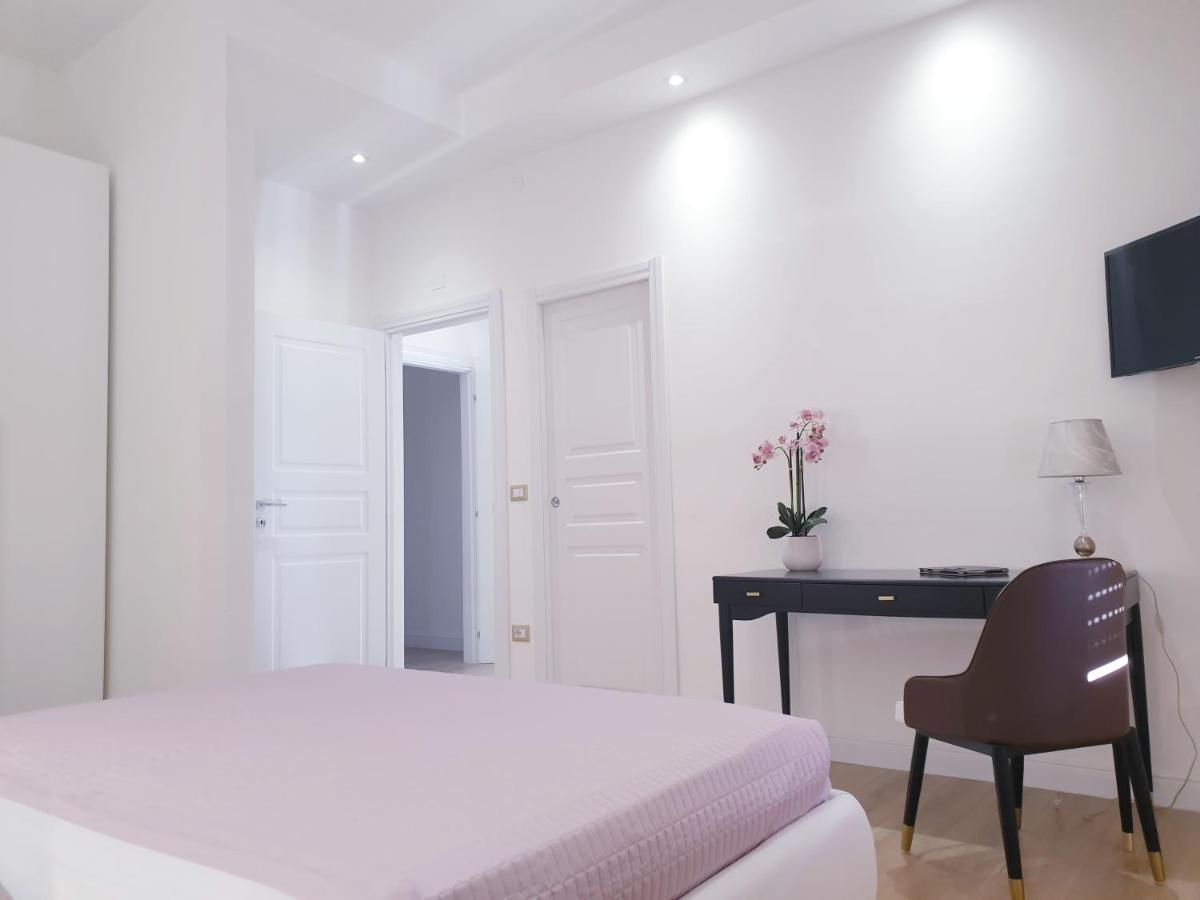 סאסארי Viale Italia Boutique Rooms מראה חיצוני תמונה