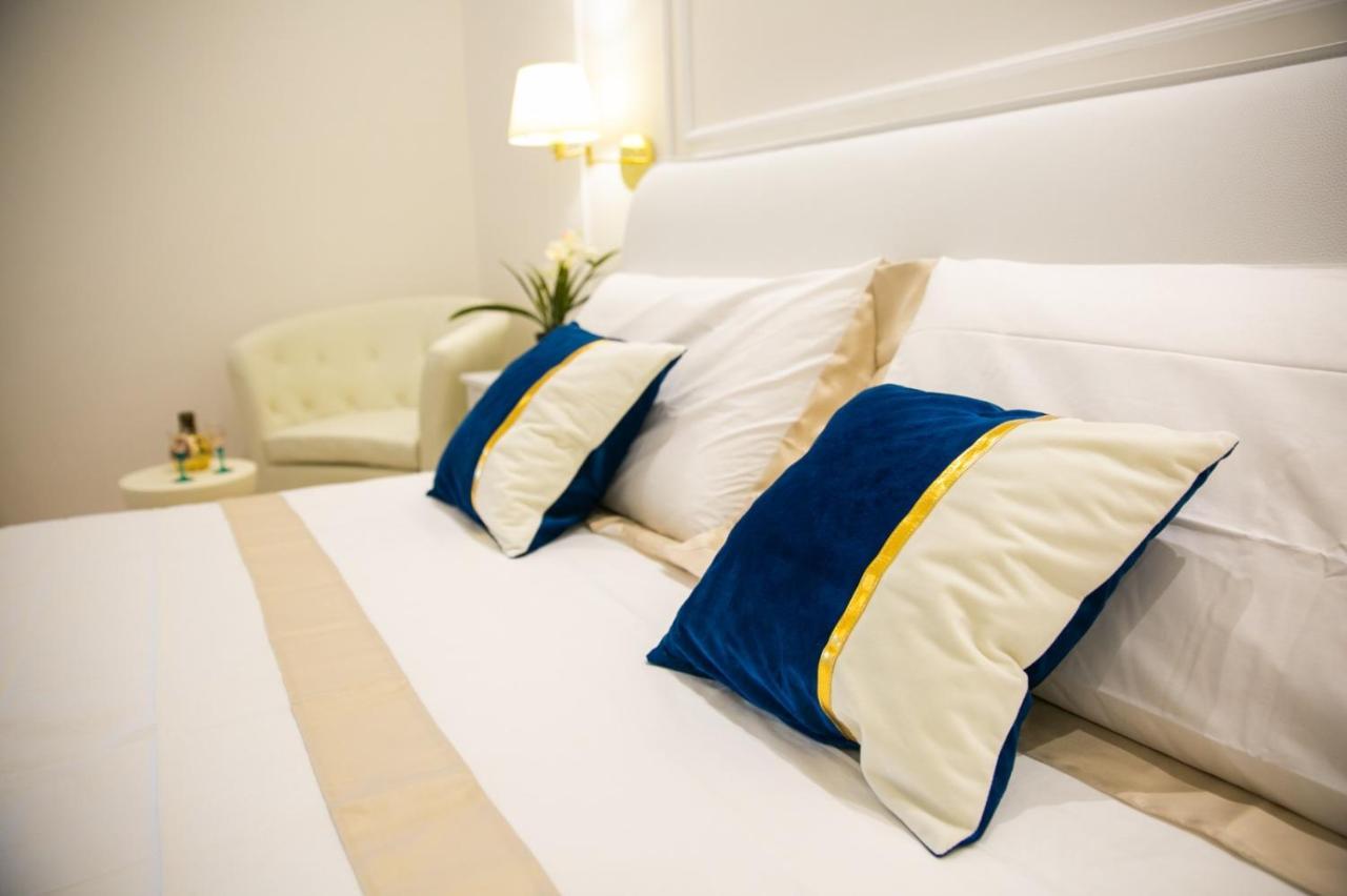 סאסארי Viale Italia Boutique Rooms מראה חיצוני תמונה
